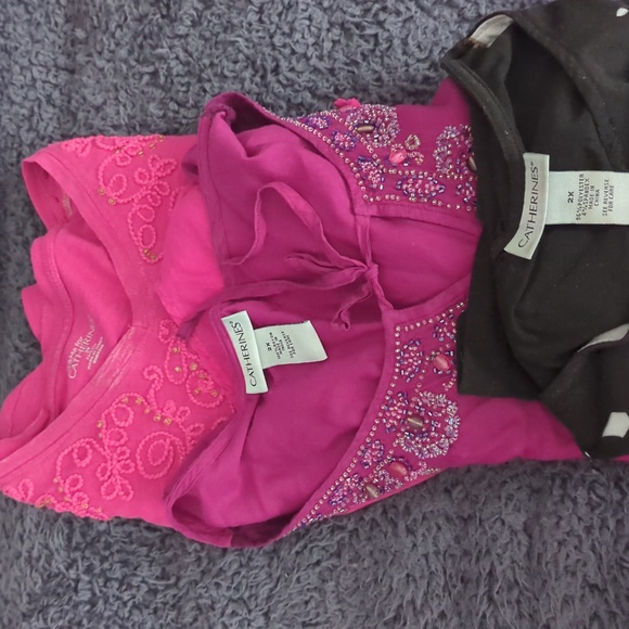 Catherines Tops - Woman tops